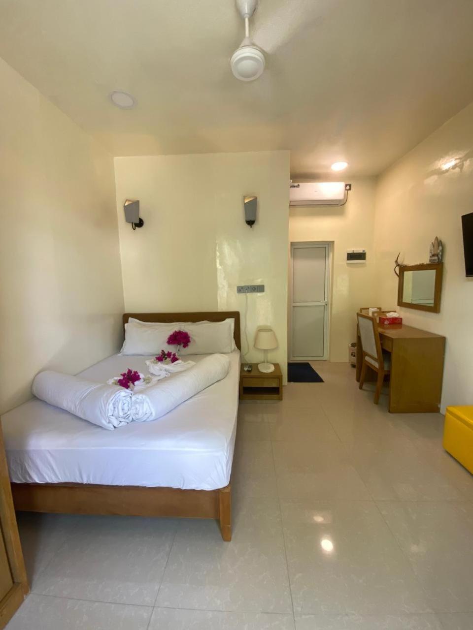 Maavaharu Guest House 心玛芙市 外观 照片
